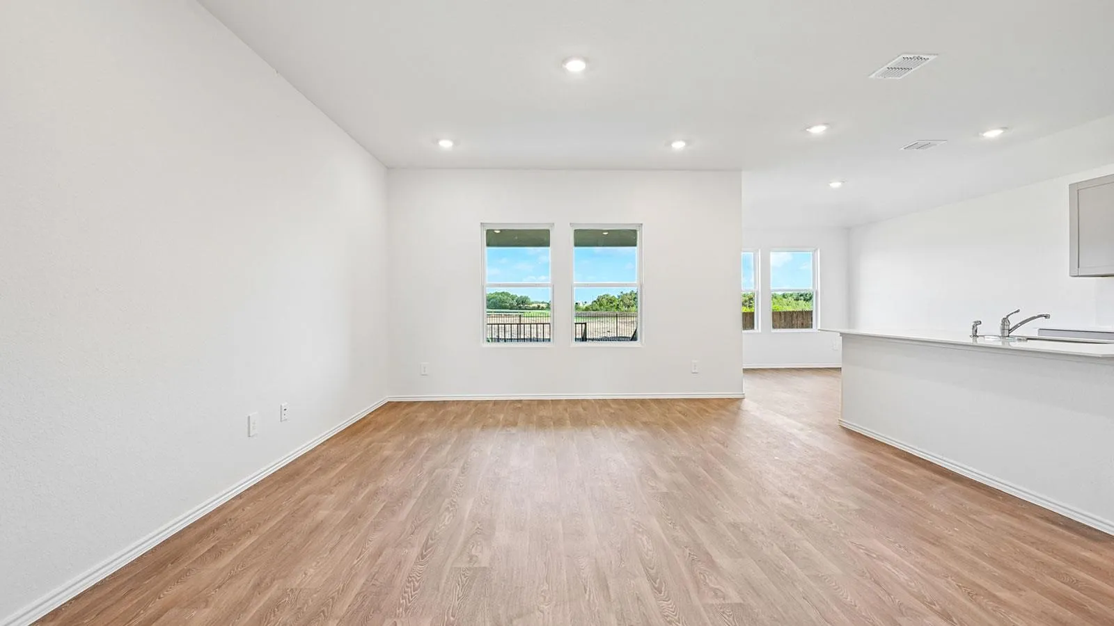 Photo 5 of 200 SALKELD DR
