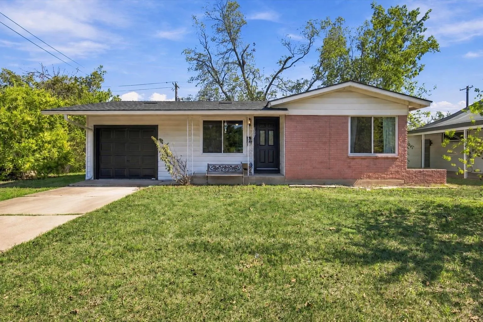 Photo of 8207 LAZY LN, Austin, TX, 78757