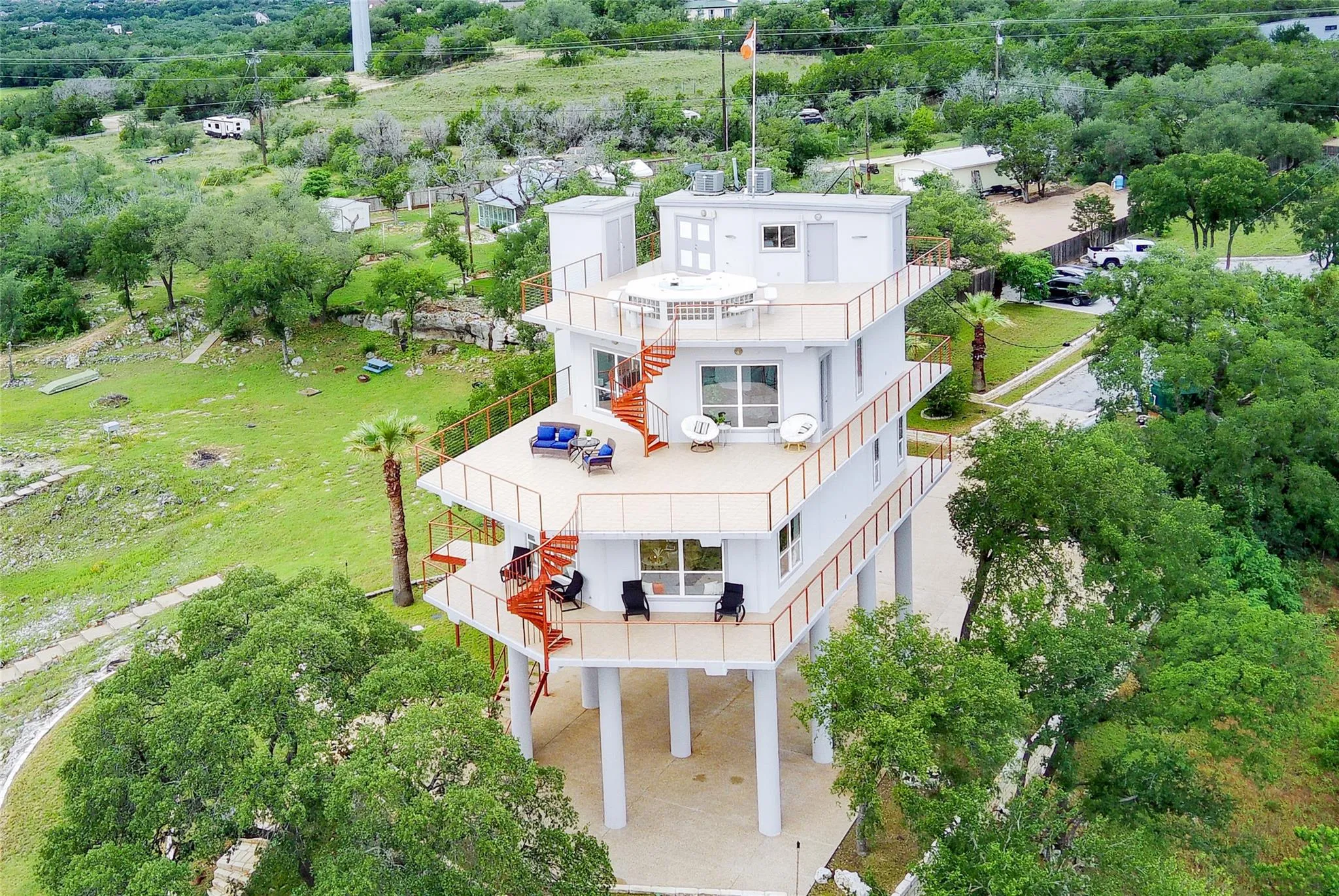 Photo 4 of 20202 BARNETT GLENN RD