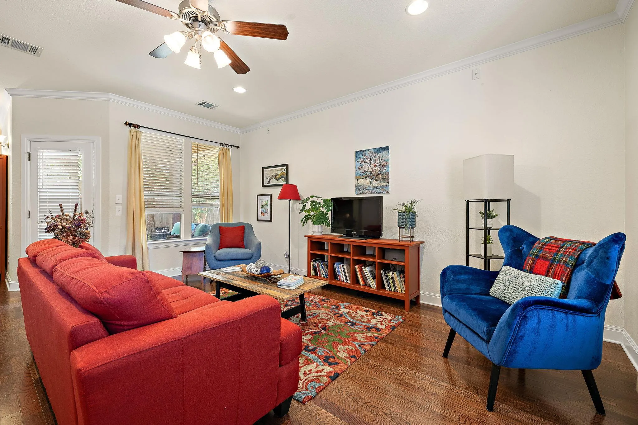Photo 2 of 6708 MENCHACA RD #10