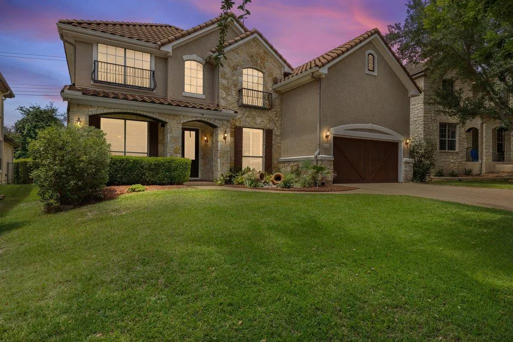 Photo 2 of 11228 WOODLAND HILLS TRL