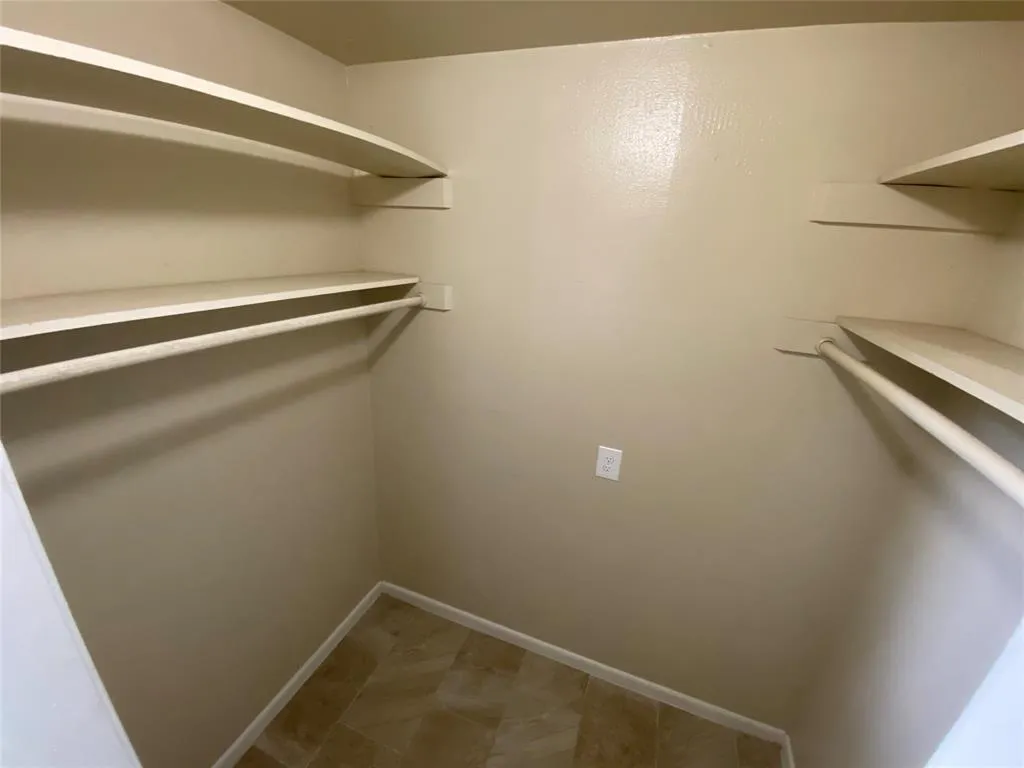 Photo 4 of 2402 RIO GRANDE ST #1
