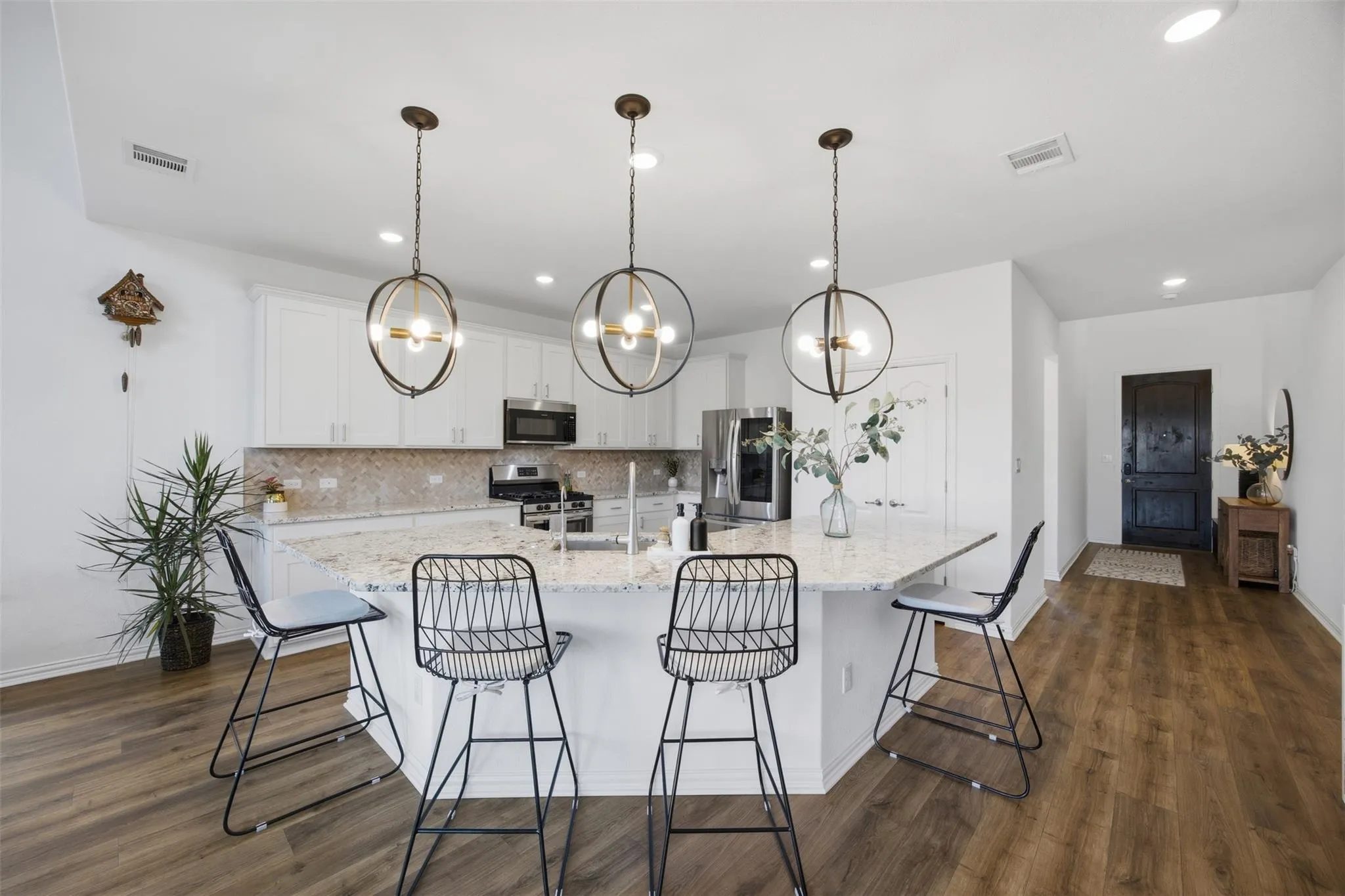 Photo 2 of 18012 CLAIRESS LN