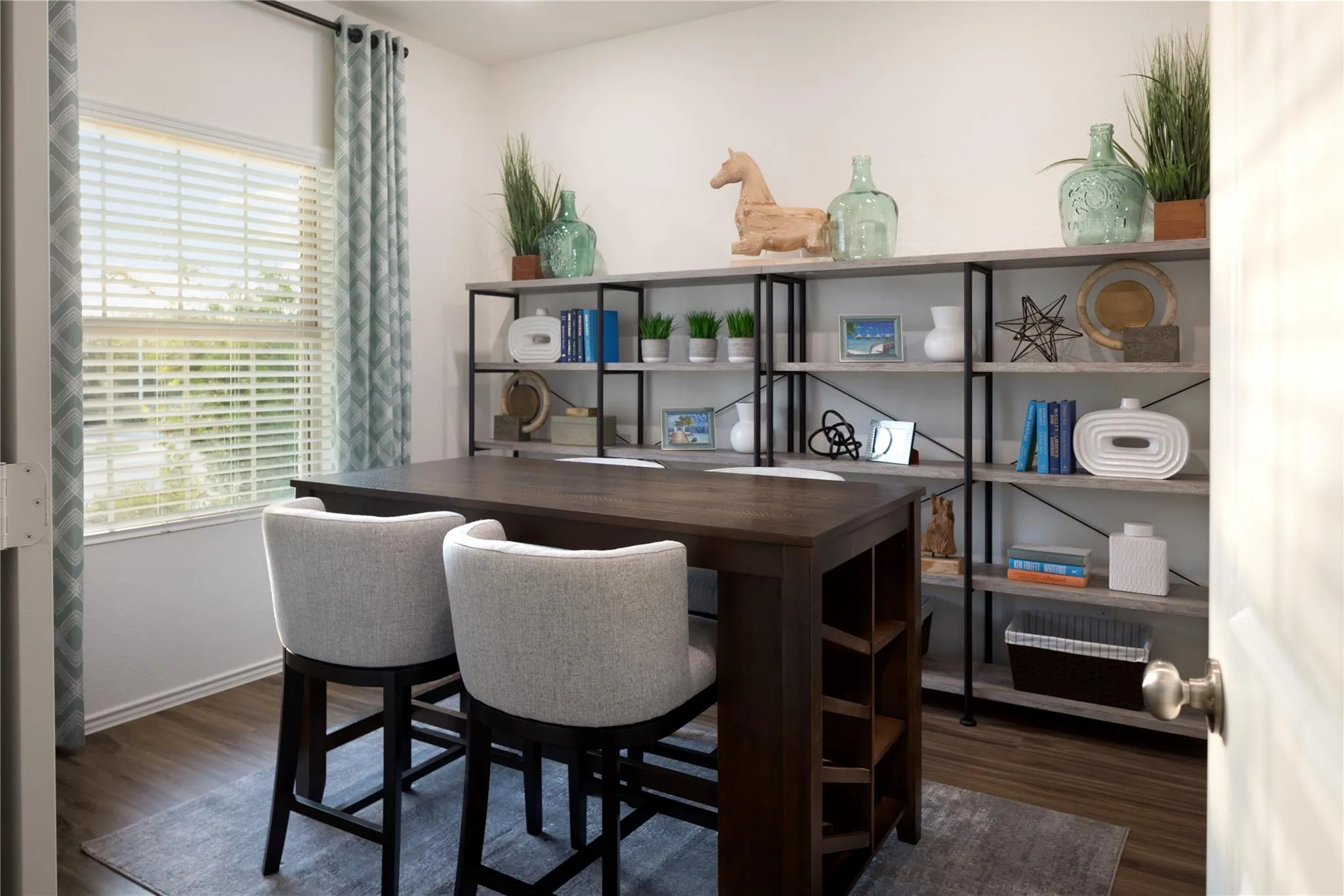 Photo 5 of 17909 YELLOW WARBLER WAY