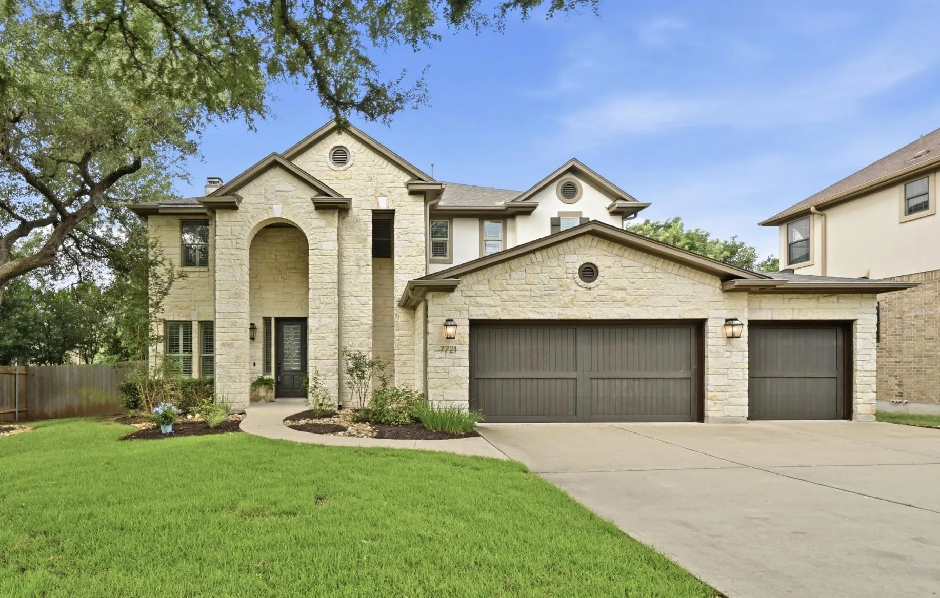 Photo of 7721 HAGGANS LN, Austin, 78739