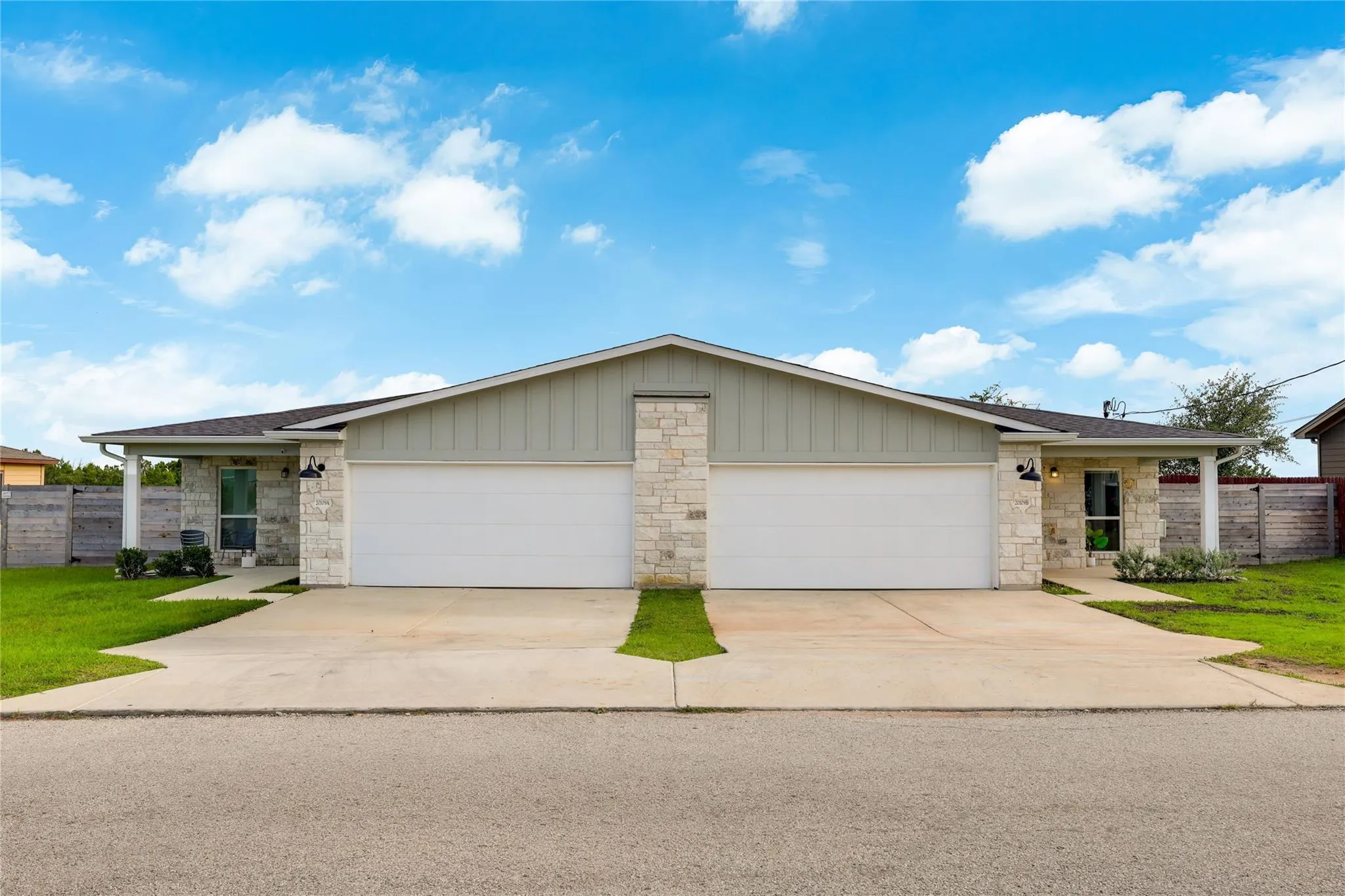 Photo of 20109 TRAVIS DR, Lago Vista, TX, 78645