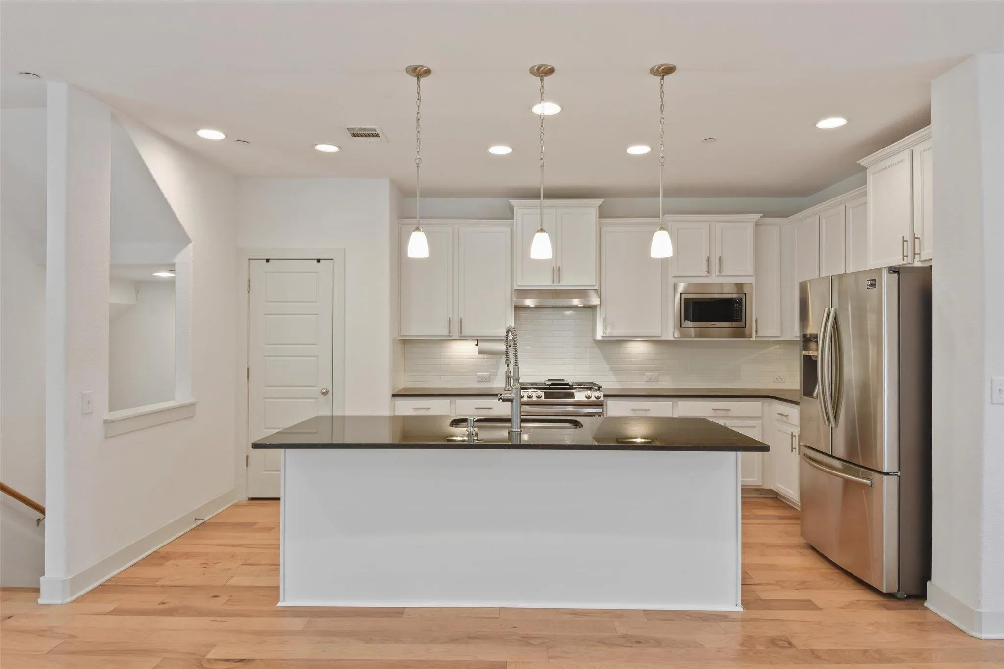 Photo 2 of 7209 BASSETT CT