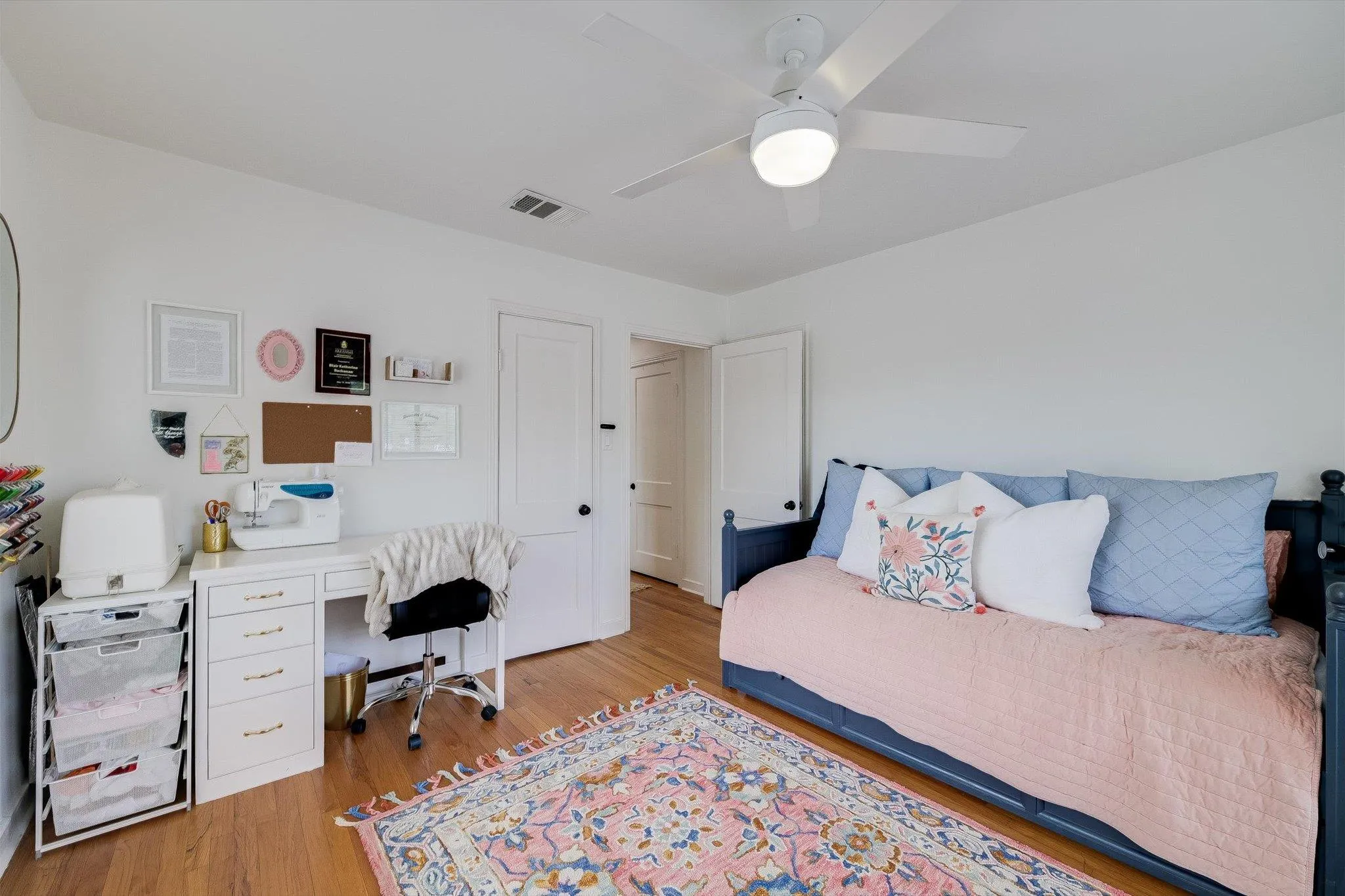 Photo 3 of 3309 GROOMS ST #208-2