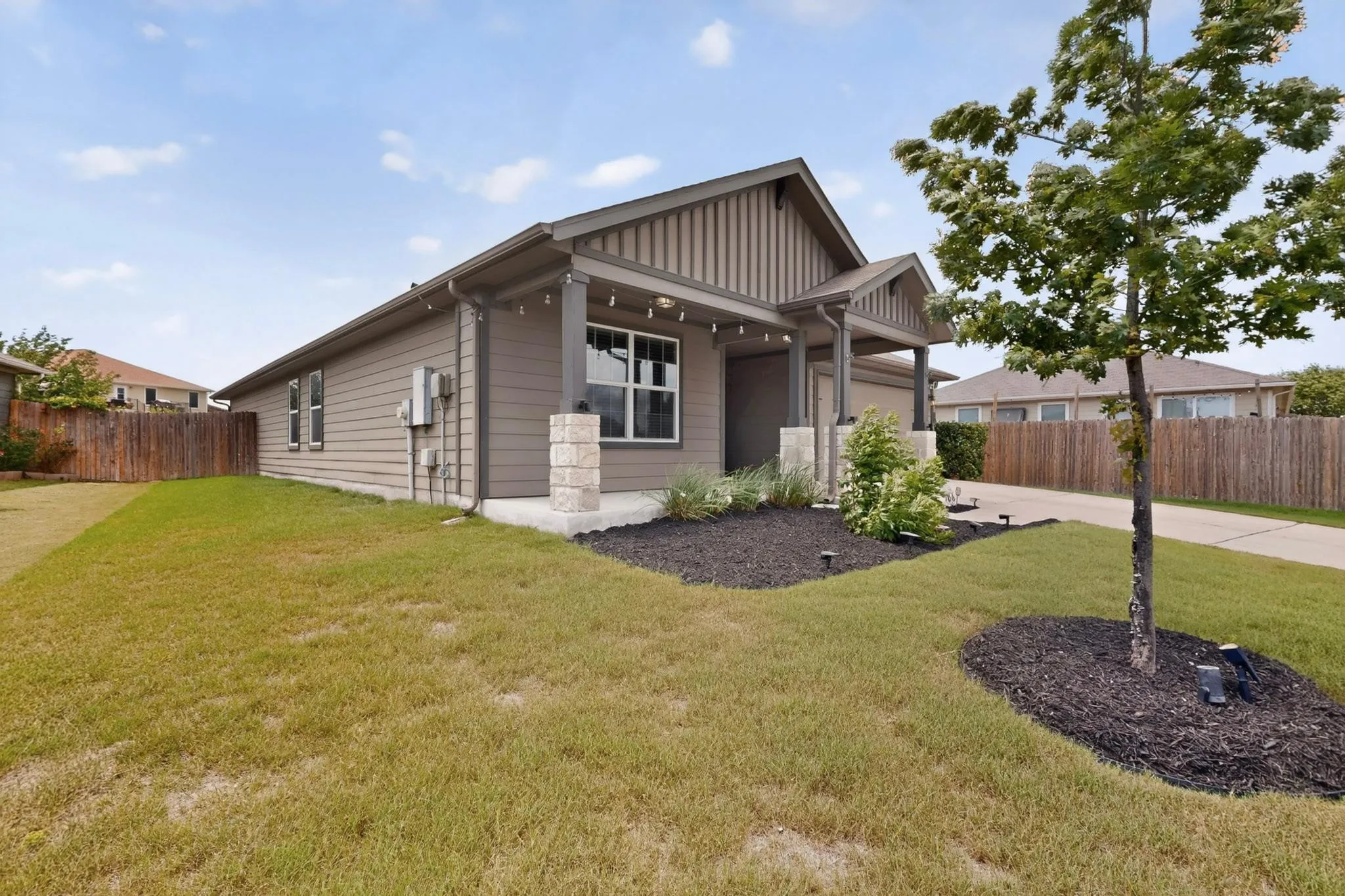 Photo of 706 LIARD RIVER RD, Hutto, TX, 78634