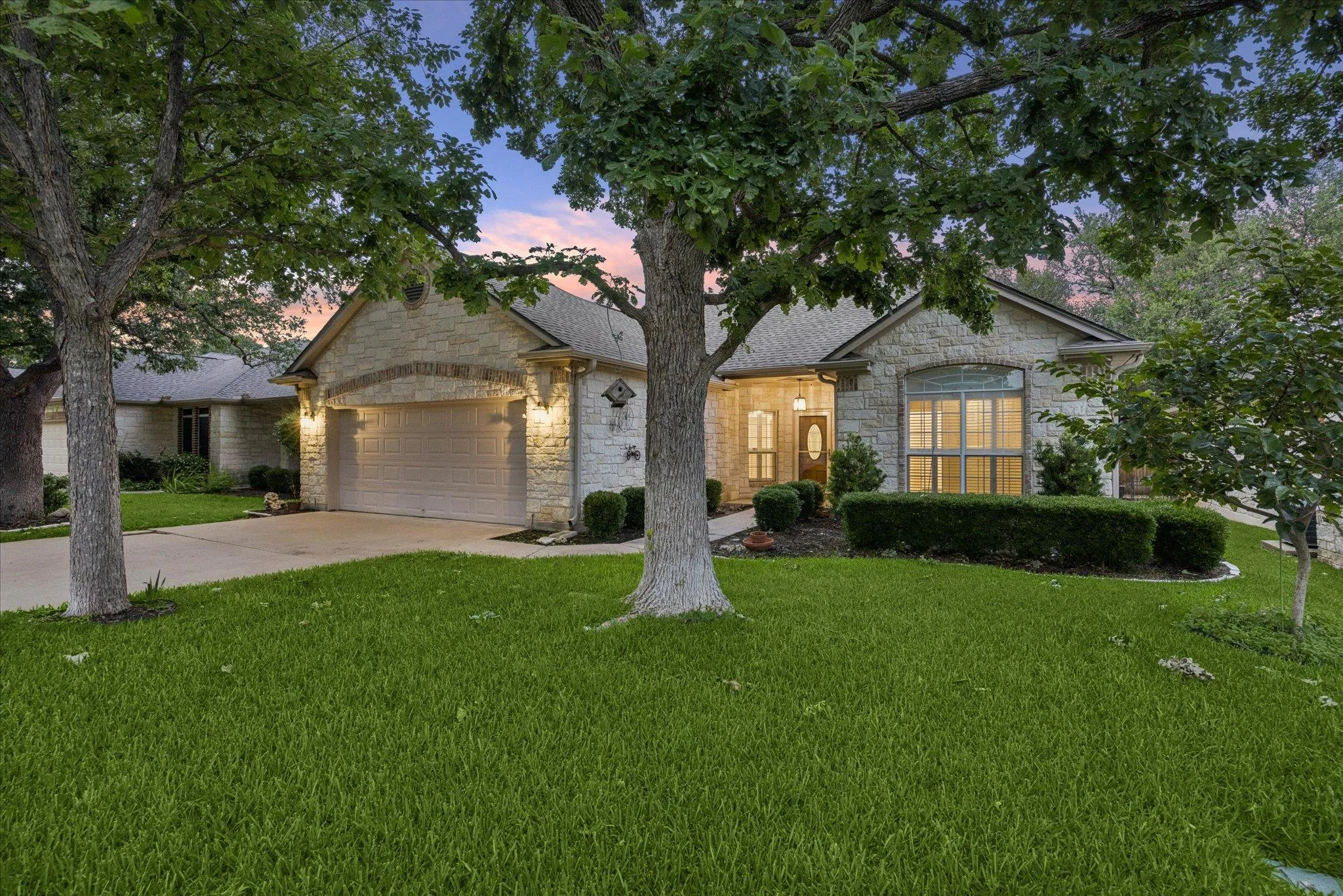 Photo 2 of 300 BRAZOS DR