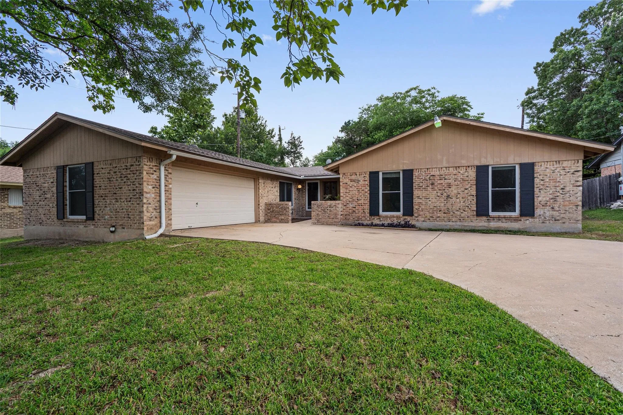 Photo of 11306 APRIL DR, Austin, TX, 78753
