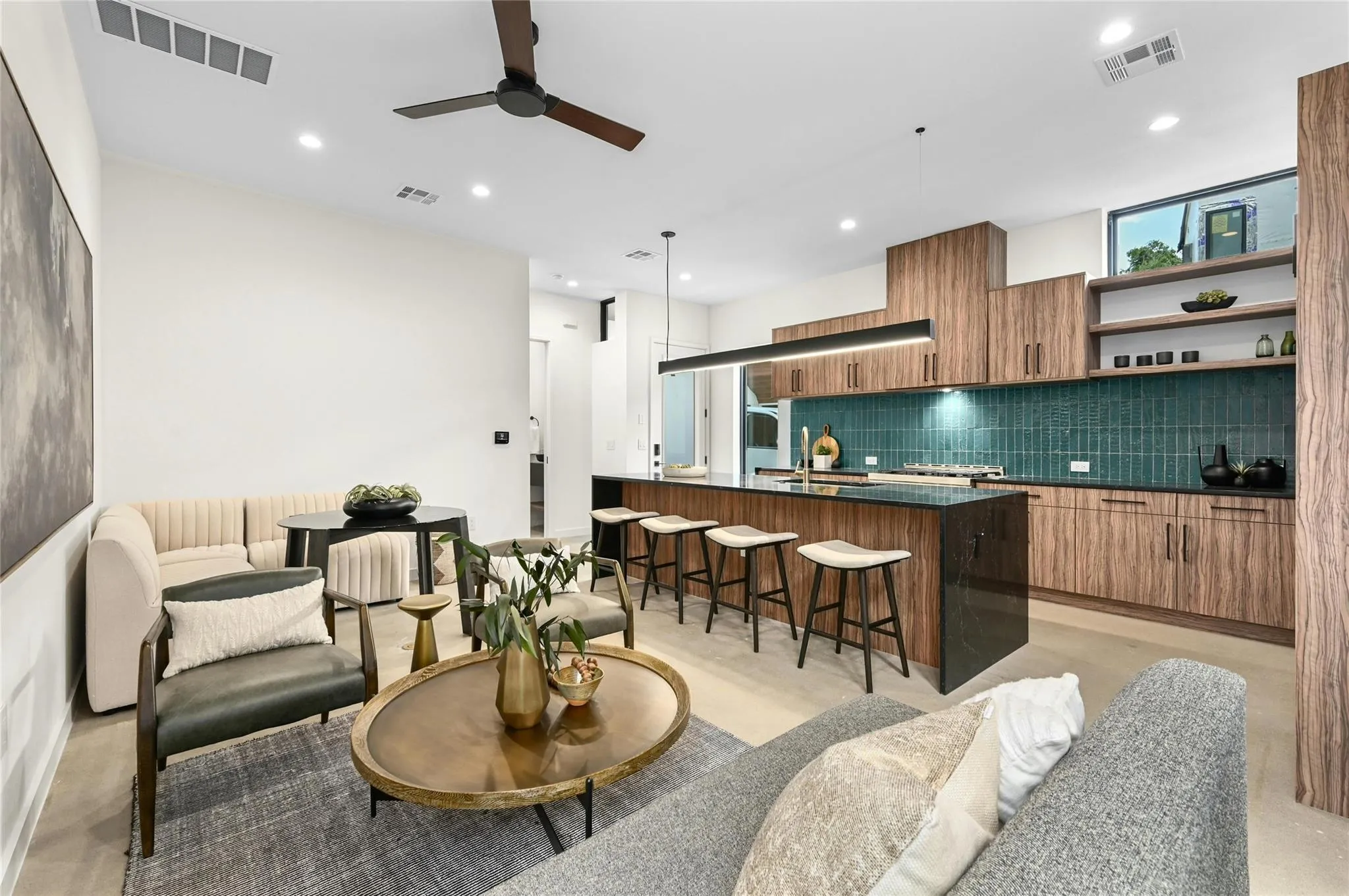 Photo of 219 LESSIN LN #UNIT 6, Austin, 78704