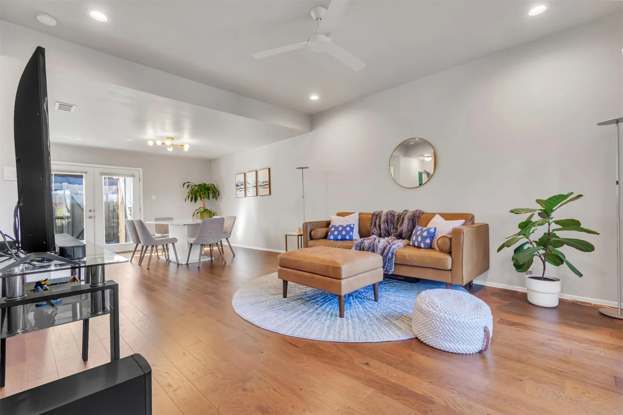 Photo of 3601 LAS COLINAS DR #C, Austin, TX, 78731