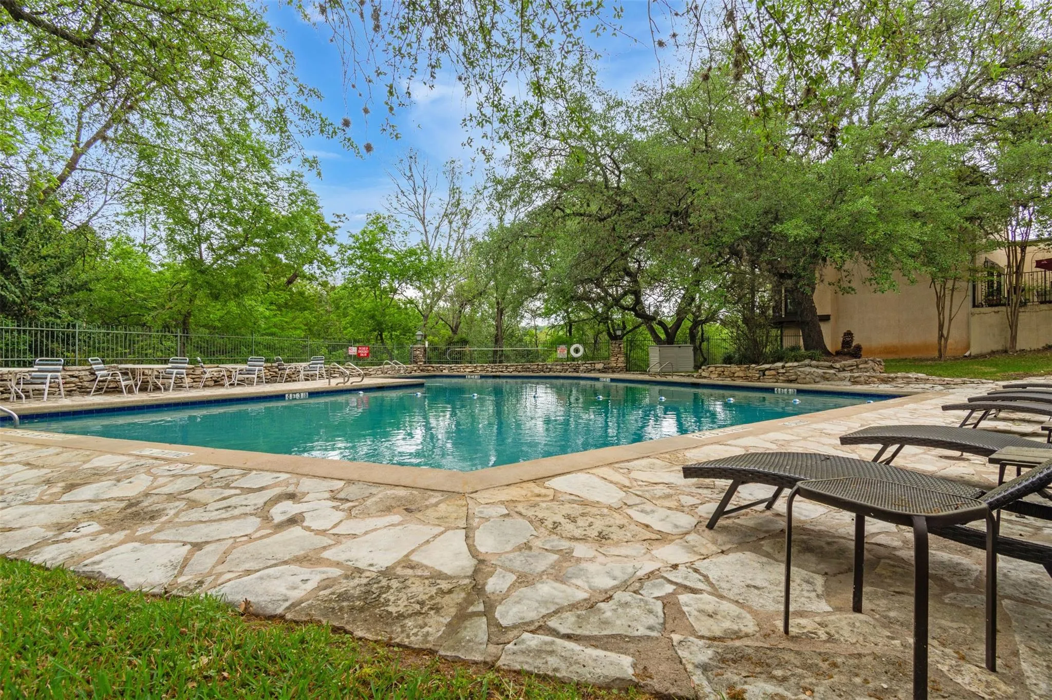 Photo 2 of 3601 LAS COLINAS DR #C