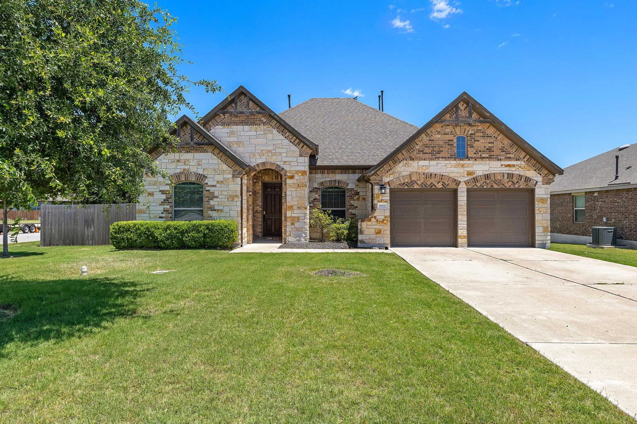 Photo of 6901 LEONARDO DR, Round Rock, TX, 78665