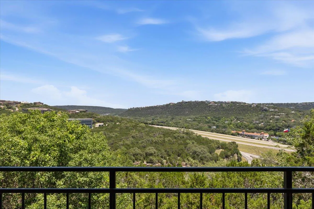 Photo of 6000 SHEPHERD MOUNTAIN CV #618, Austin, TX, 78730