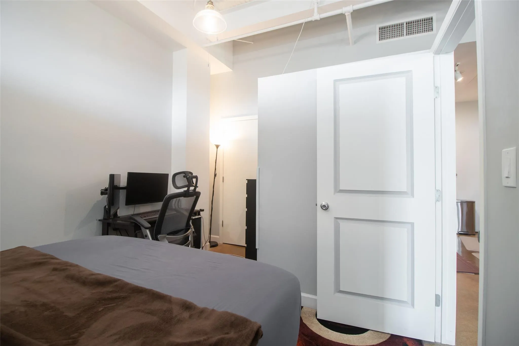 Photo 5 of 2401 E 6TH ST #6100