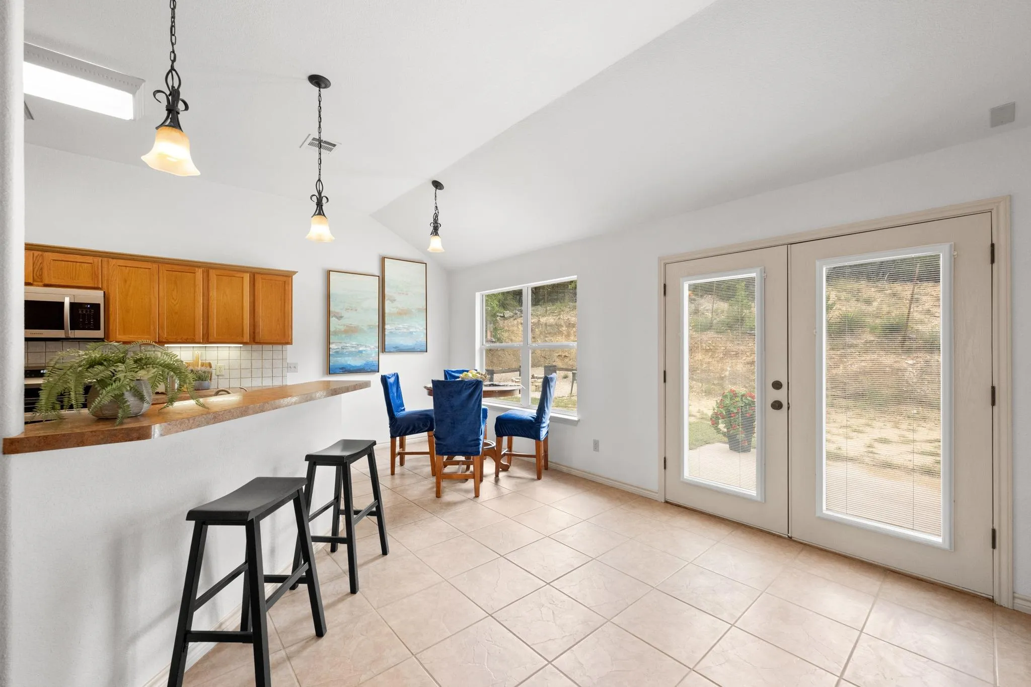 Photo 5 of 1103 LARKHALL DR