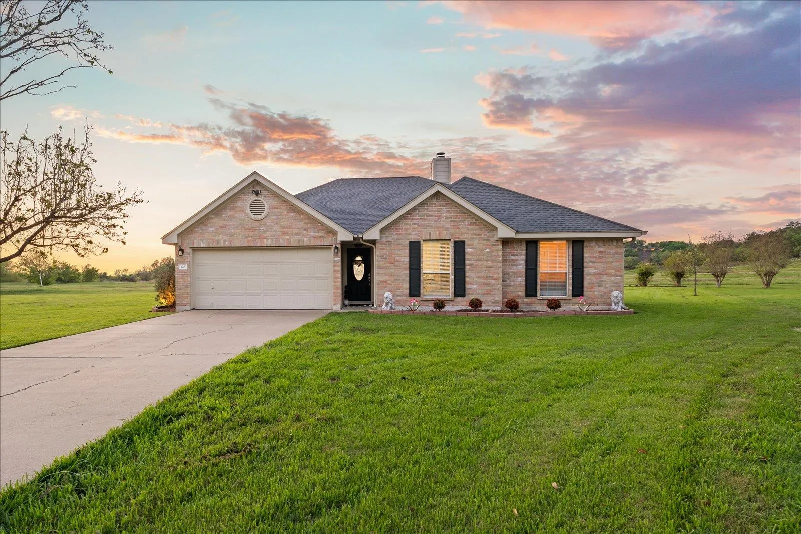 Photo of 125 FAIRWAY CT, Bastrop, TX, 78602