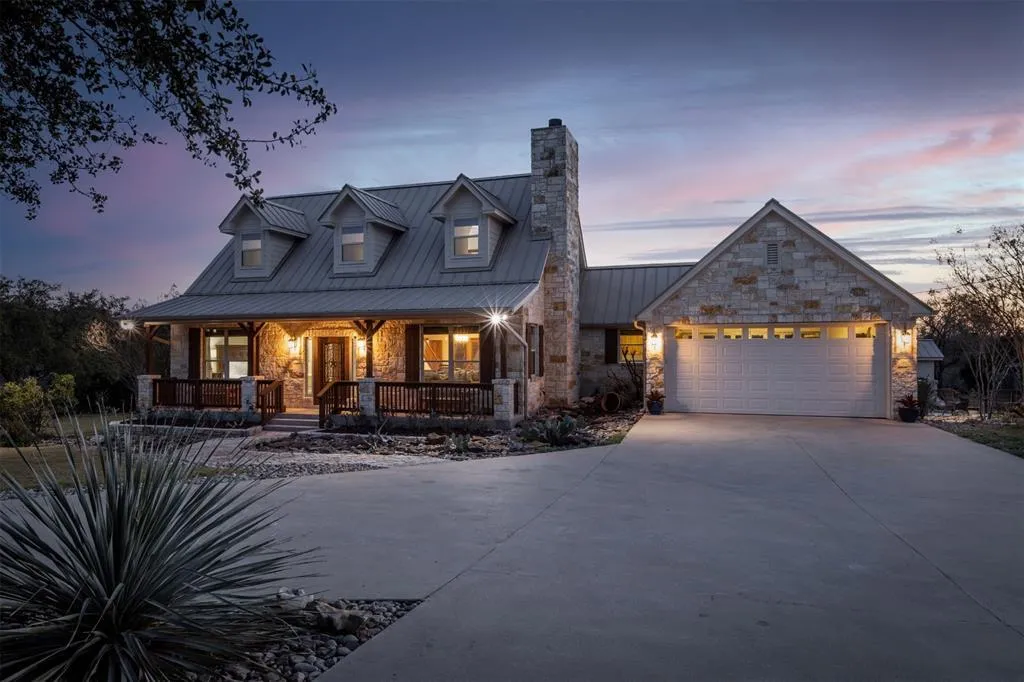 Photo of 5255 LOOKOUT RIDGE DR, Marble Falls, TX, 78654