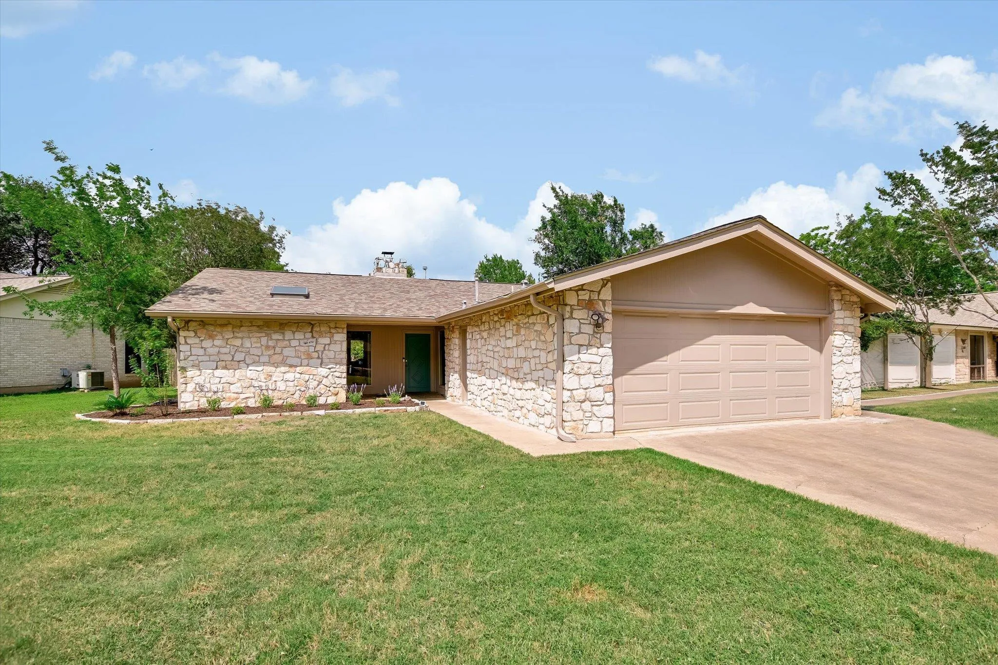 Photo 2 of 4806 CANYONBEND CIR