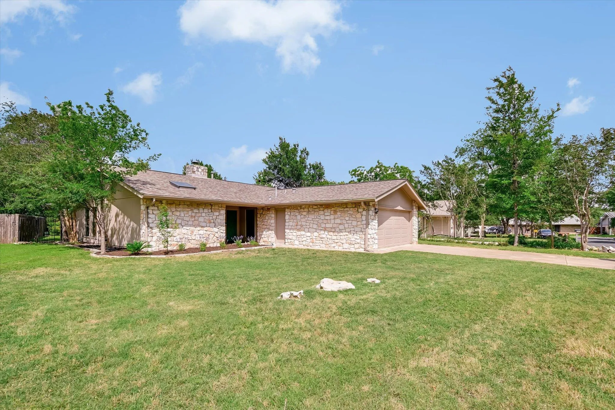 Photo 3 of 4806 CANYONBEND CIR