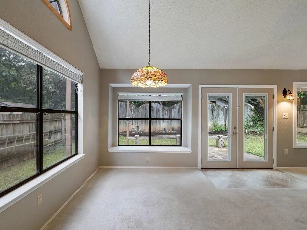 Photo 5 of 10606 N PLATT RIVER DR