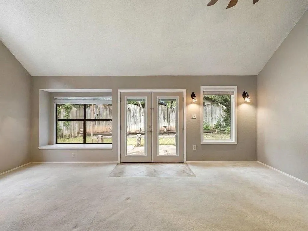 Photo 3 of 10606 N PLATT RIVER DR