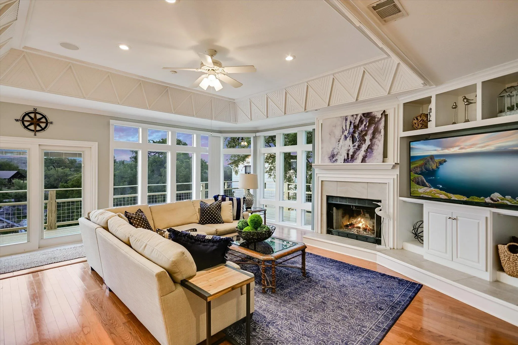Photo 5 of 22514 FELICIA DR