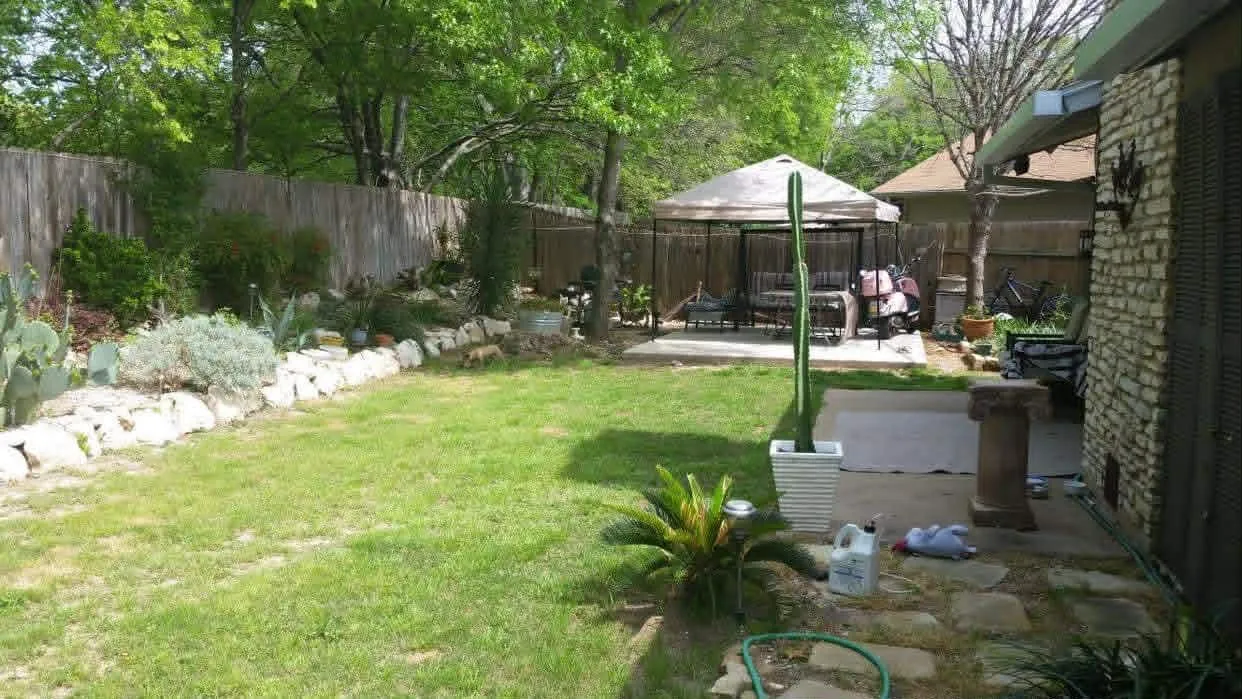 Photo 3 of 10809 LAMBERT CIR