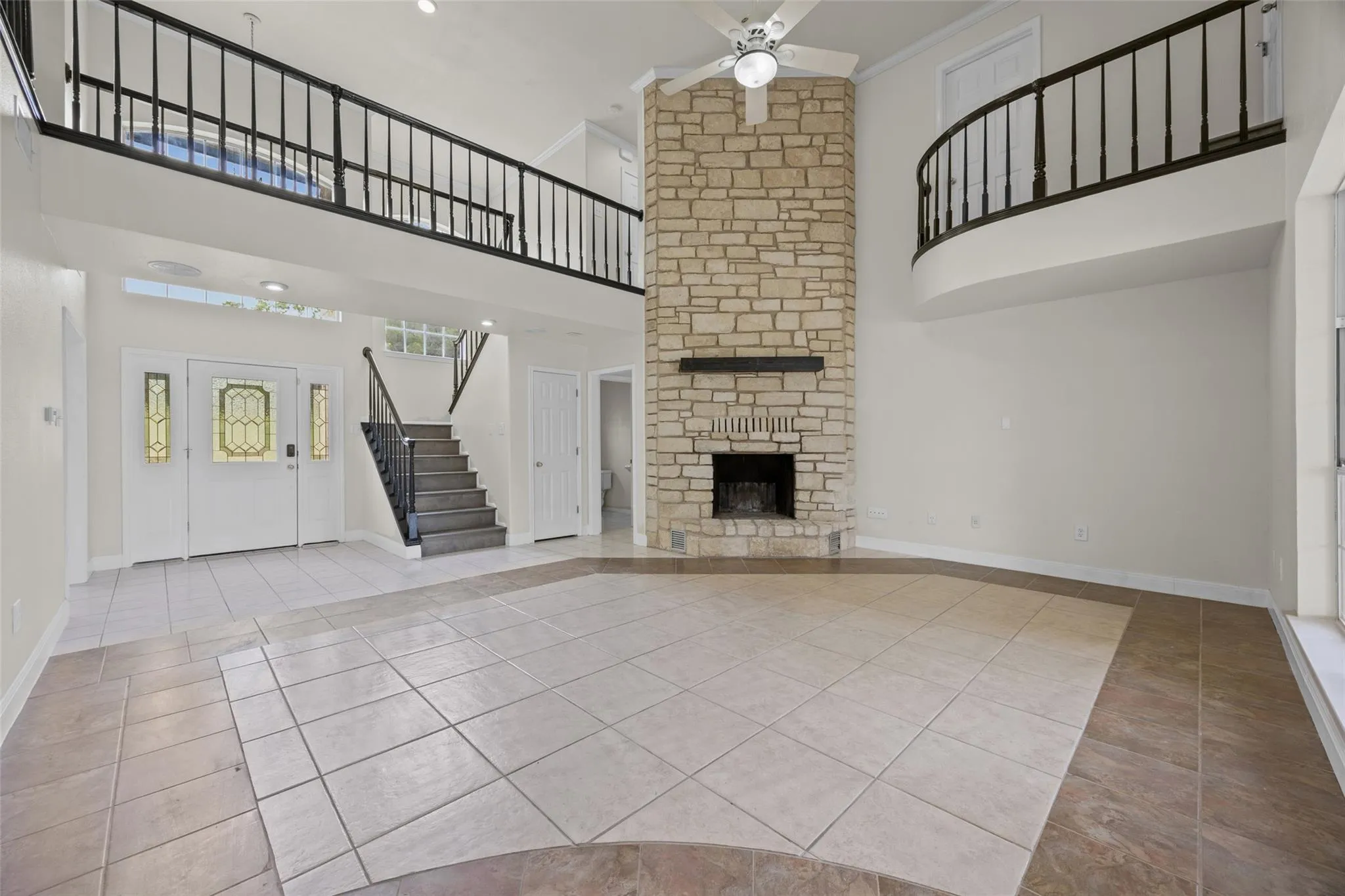 Photo 4 of 4205 PARK DR