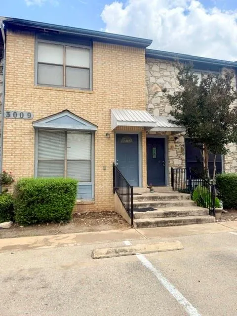 Photo of 3009 WHISPER OAKS LN #F, Georgetown, TX, 78628