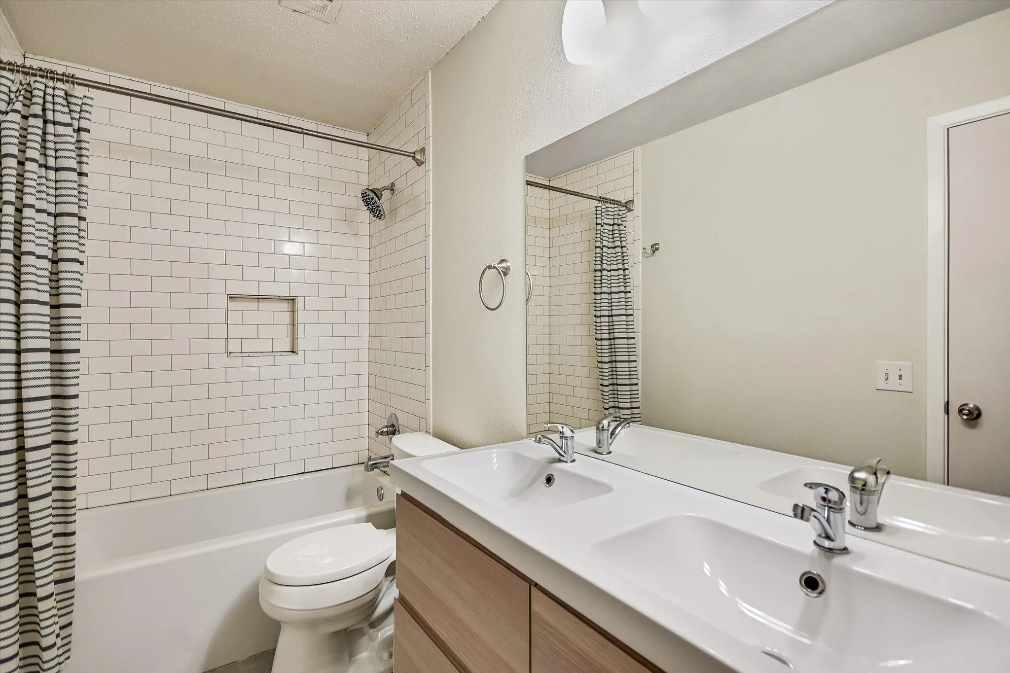 Photo of 2425 ASHDALE DR #32, Austin, TX, 78757