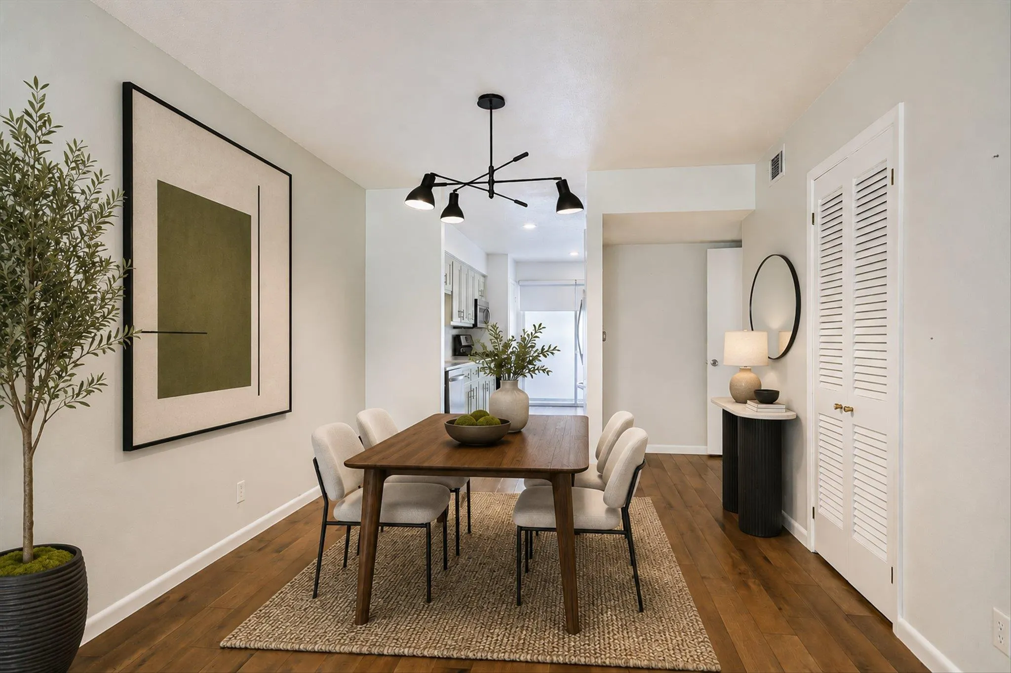 Photo 4 of 2425 ASHDALE DR #32