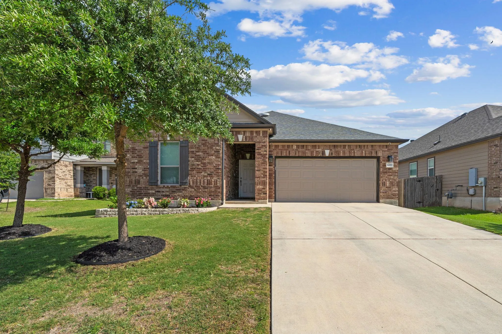 Photo of 6289 MANTALCINO DR, Round Rock, TX, 78665