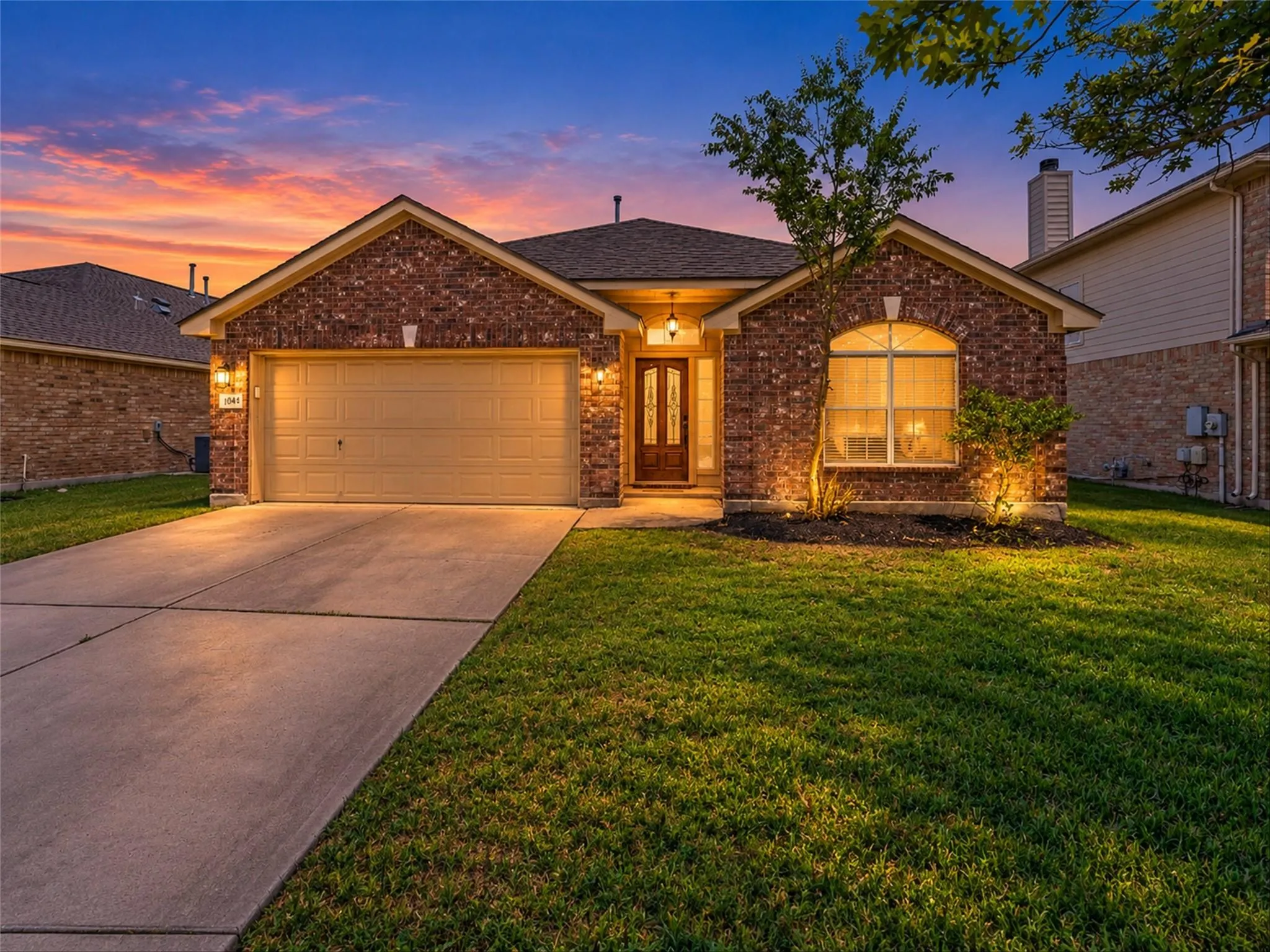 Photo 4 of 1049 REGENCY LN