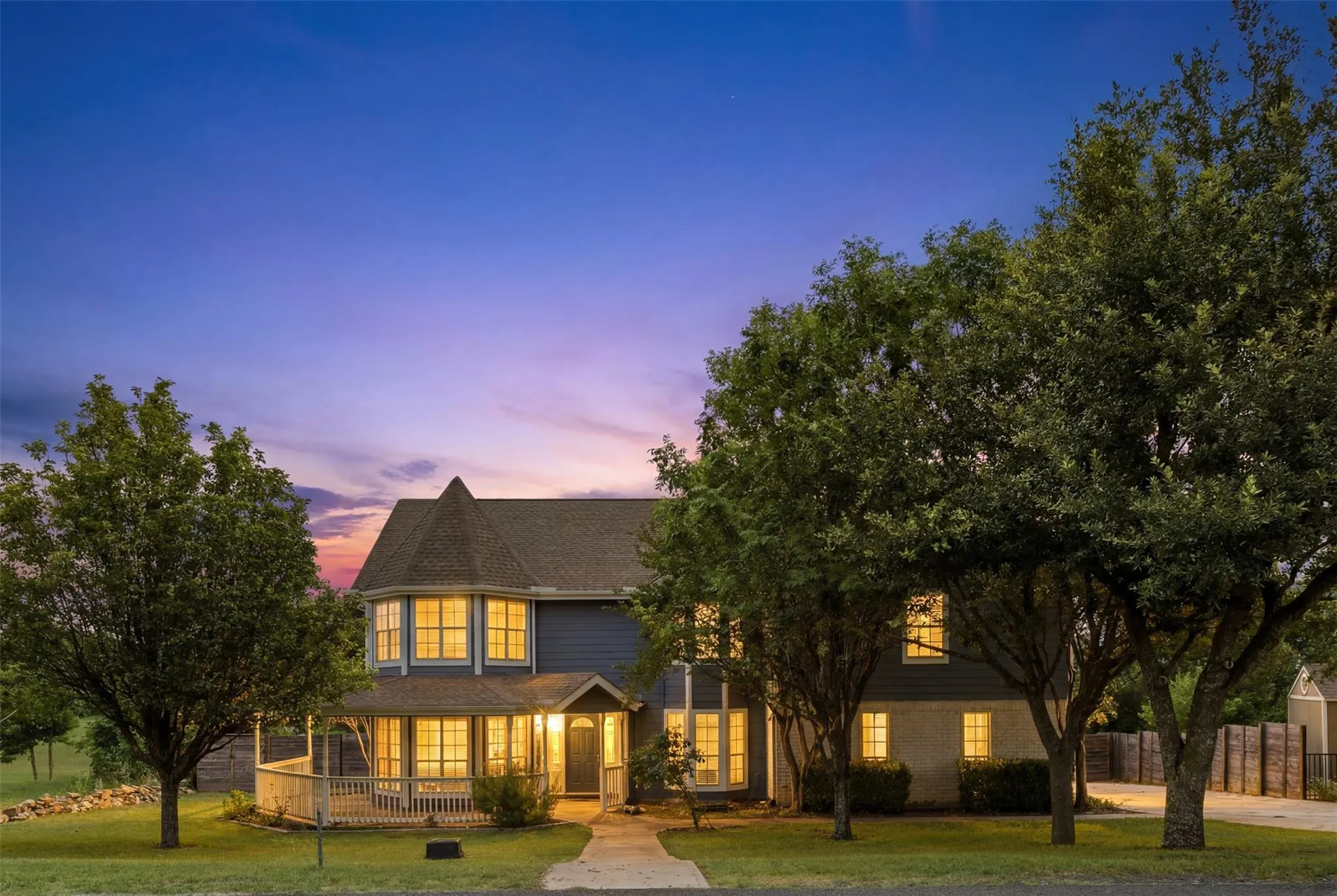 Photo of 115 CLARKS GROVE LN, Hutto, TX, 78634