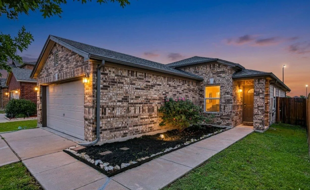 Photo of 13637 ABRAHAM LINCOLN ST, Manor, TX, 78653