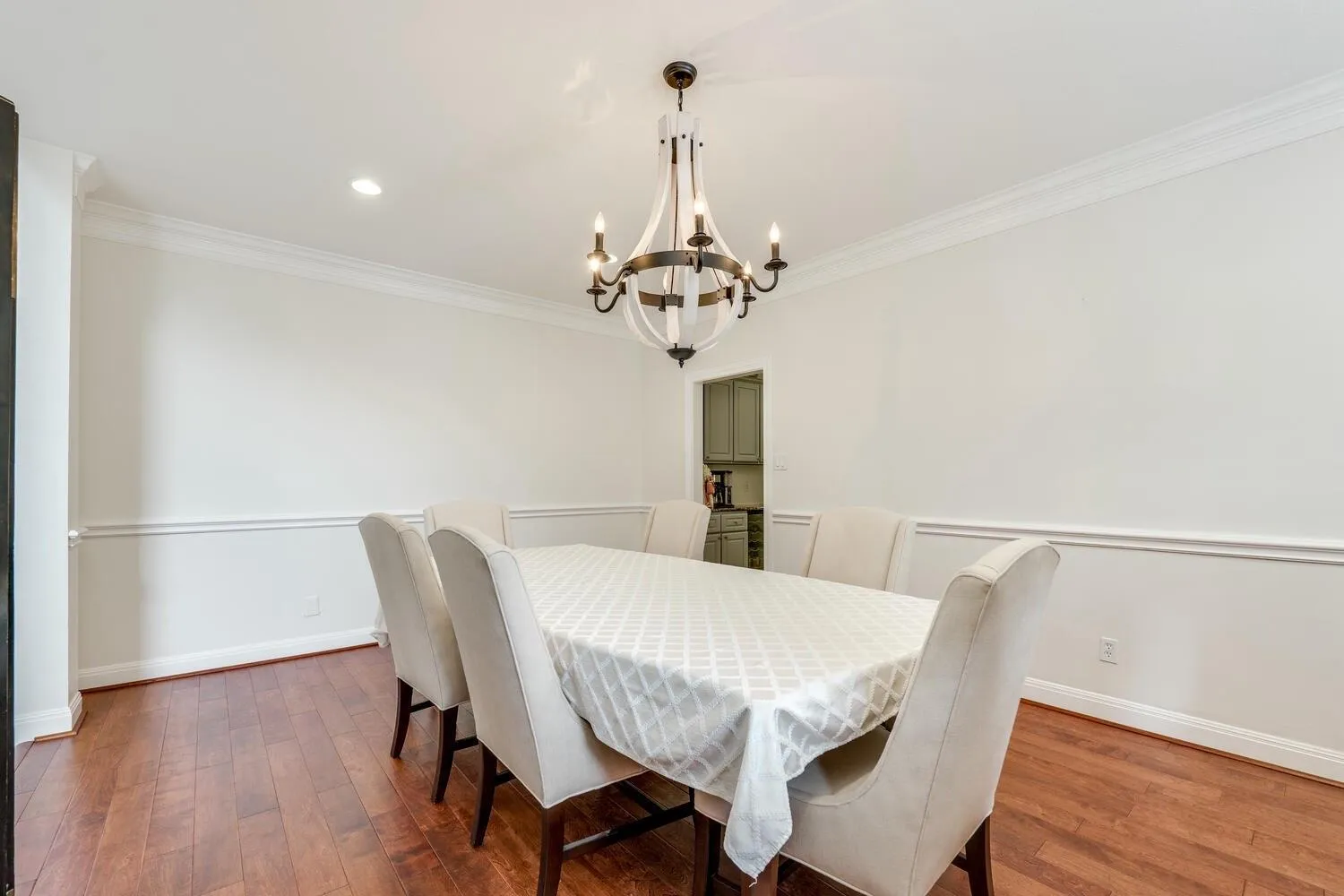 Photo 3 of 14 TORRINGTON LN