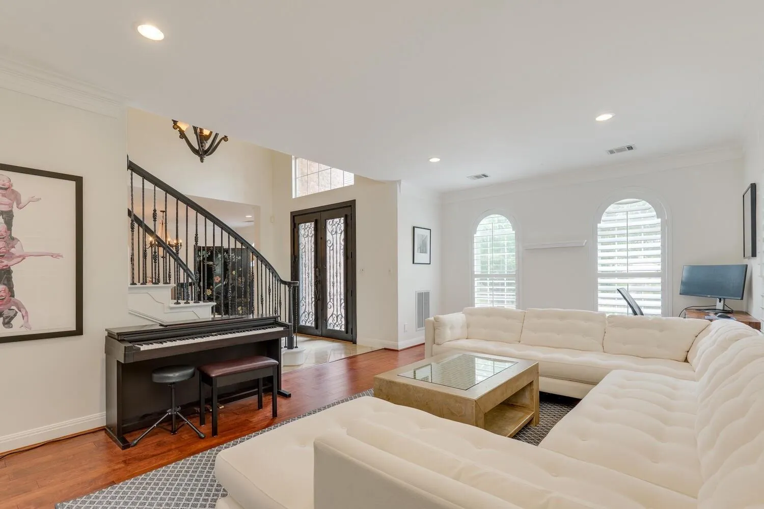 Photo 2 of 14 TORRINGTON LN