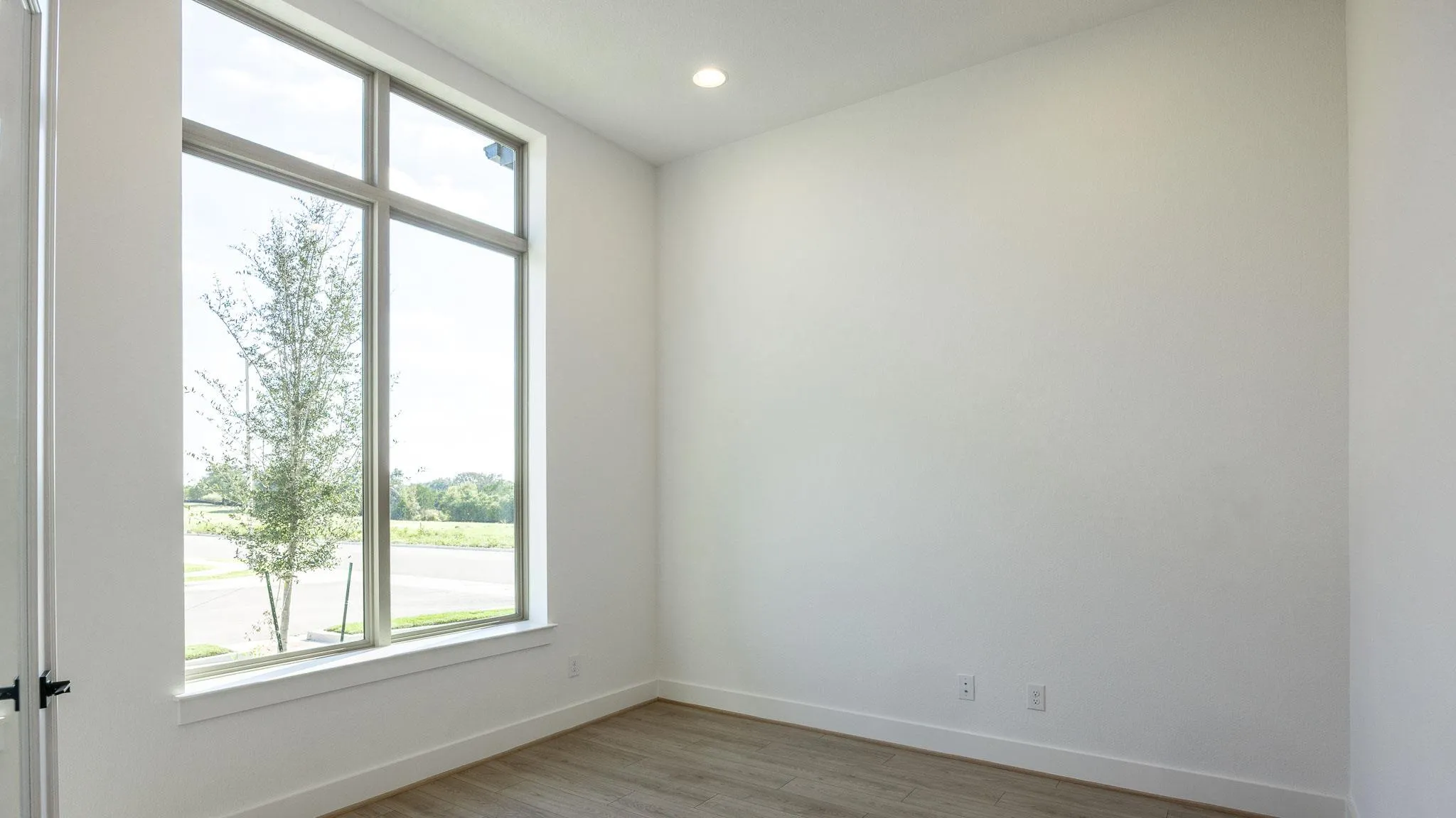 Photo 5 of 101 WINTERBERRY WAY