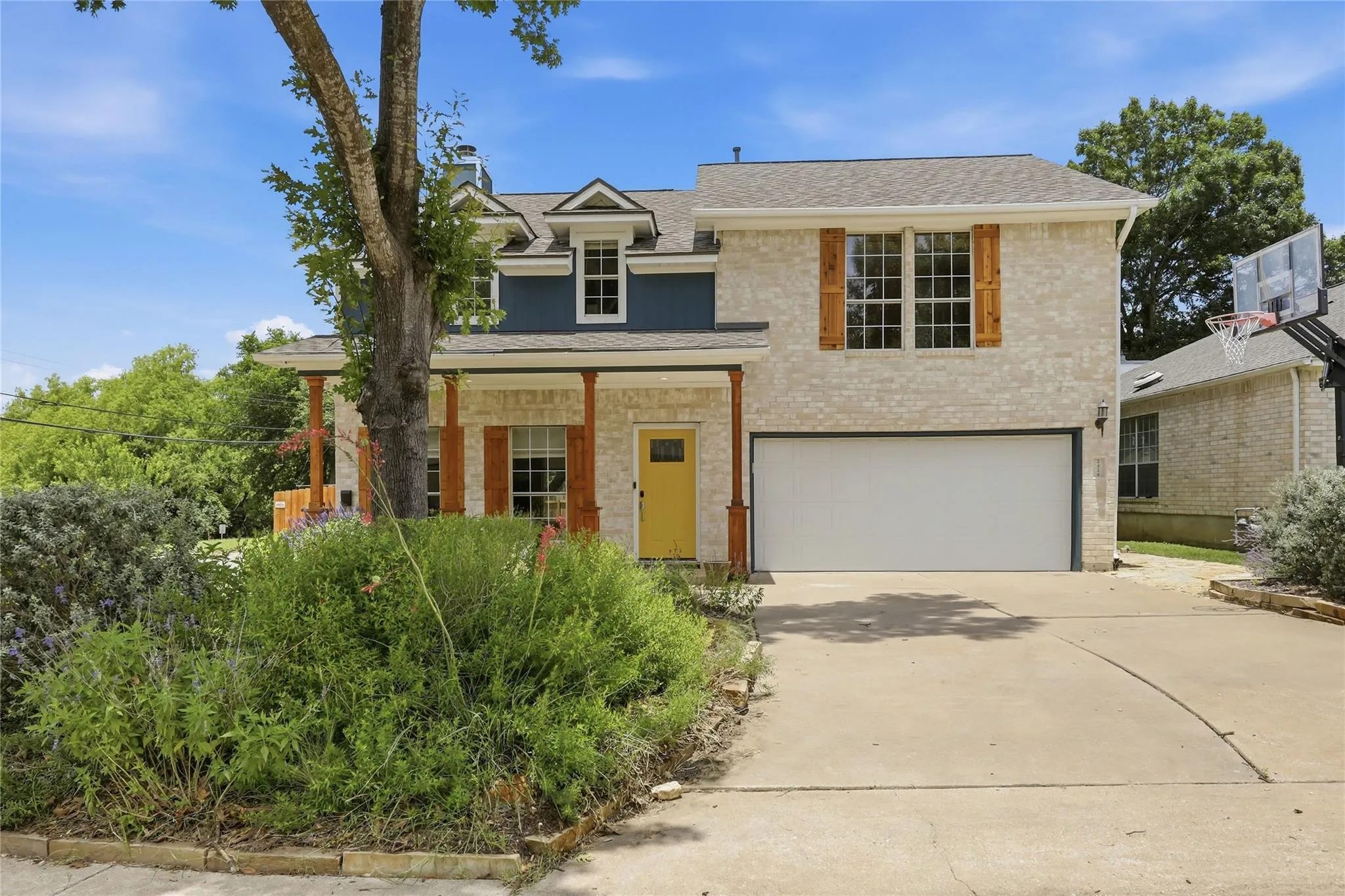 Photo of 2424 ROUNDABOUT LN, Round Rock, TX, 78664