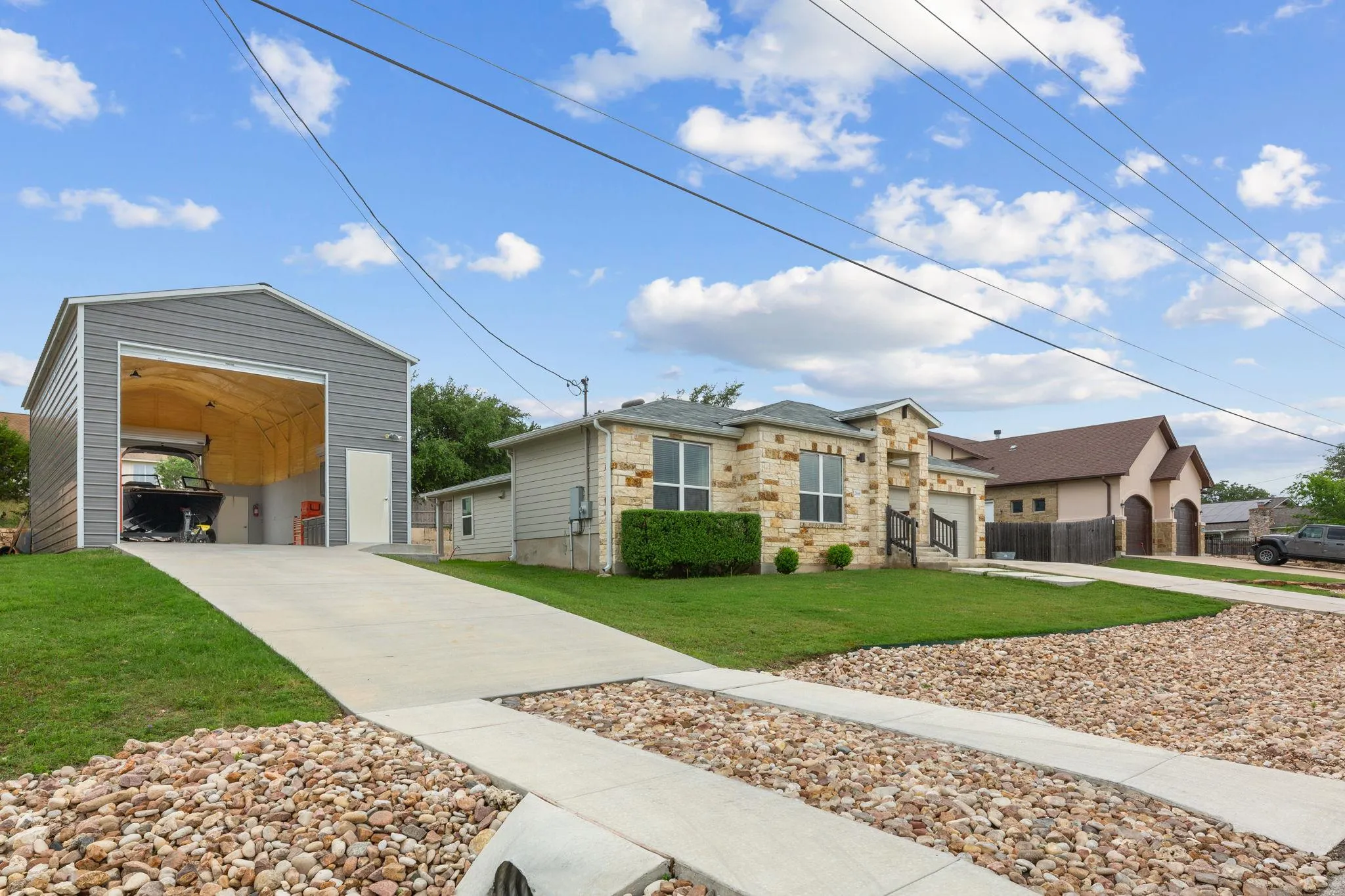 Photo of 21666 HIGH DR, Lago Vista, TX, 78645