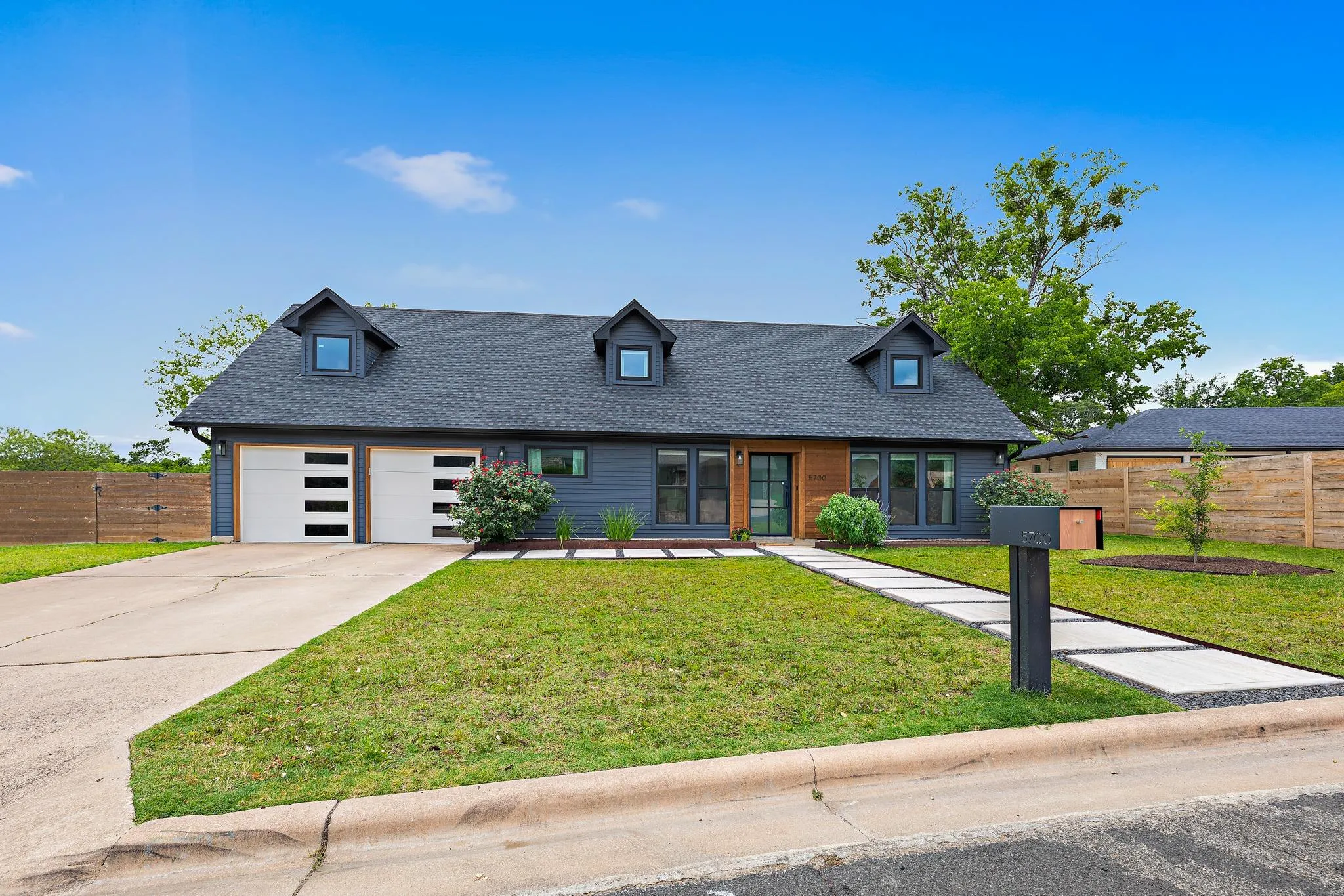 Photo 4 of 5700 SUTHERLIN RD