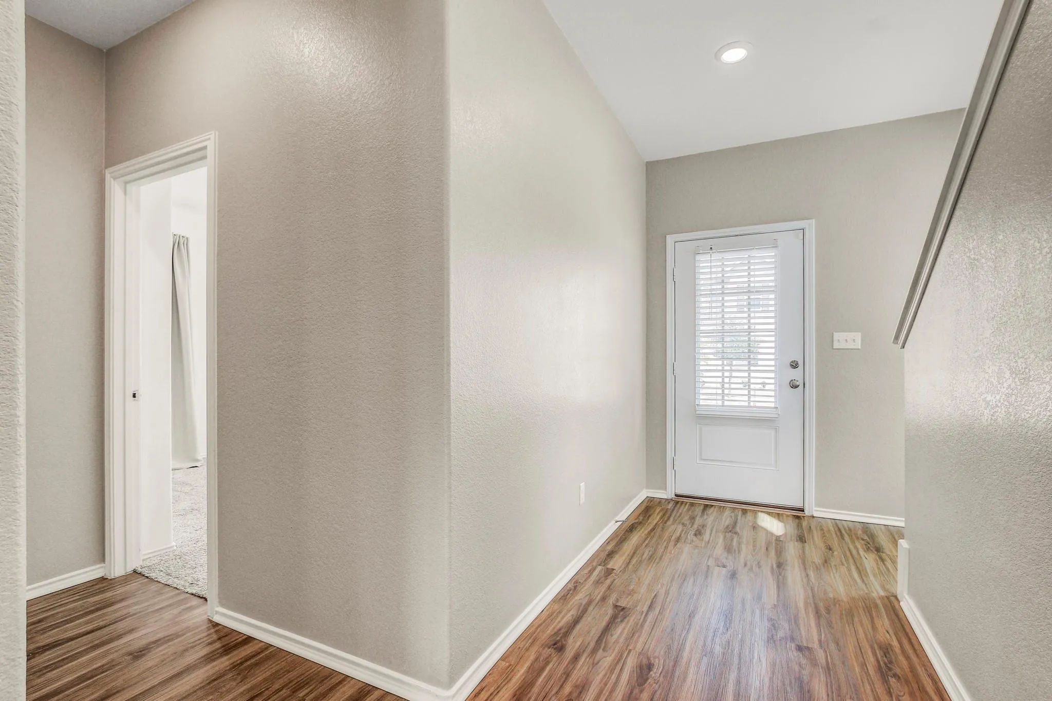 Photo 2 of 1449 WEATHERFORD LN