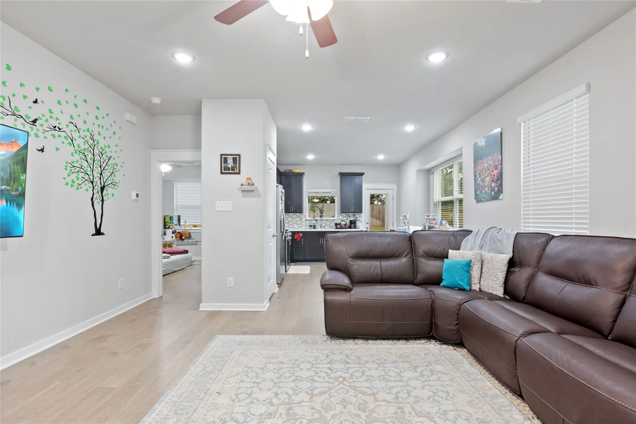 Photo 5 of 1519 FENTON HILL DR