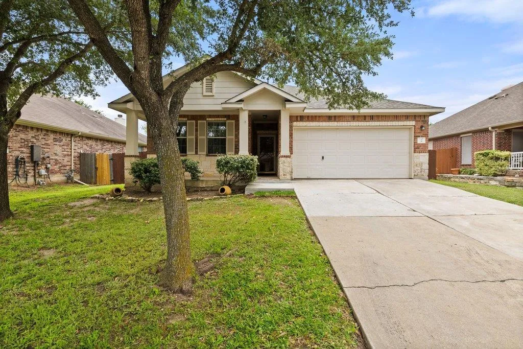 Photo of 347 SPRING DR, Kyle, TX, 78640