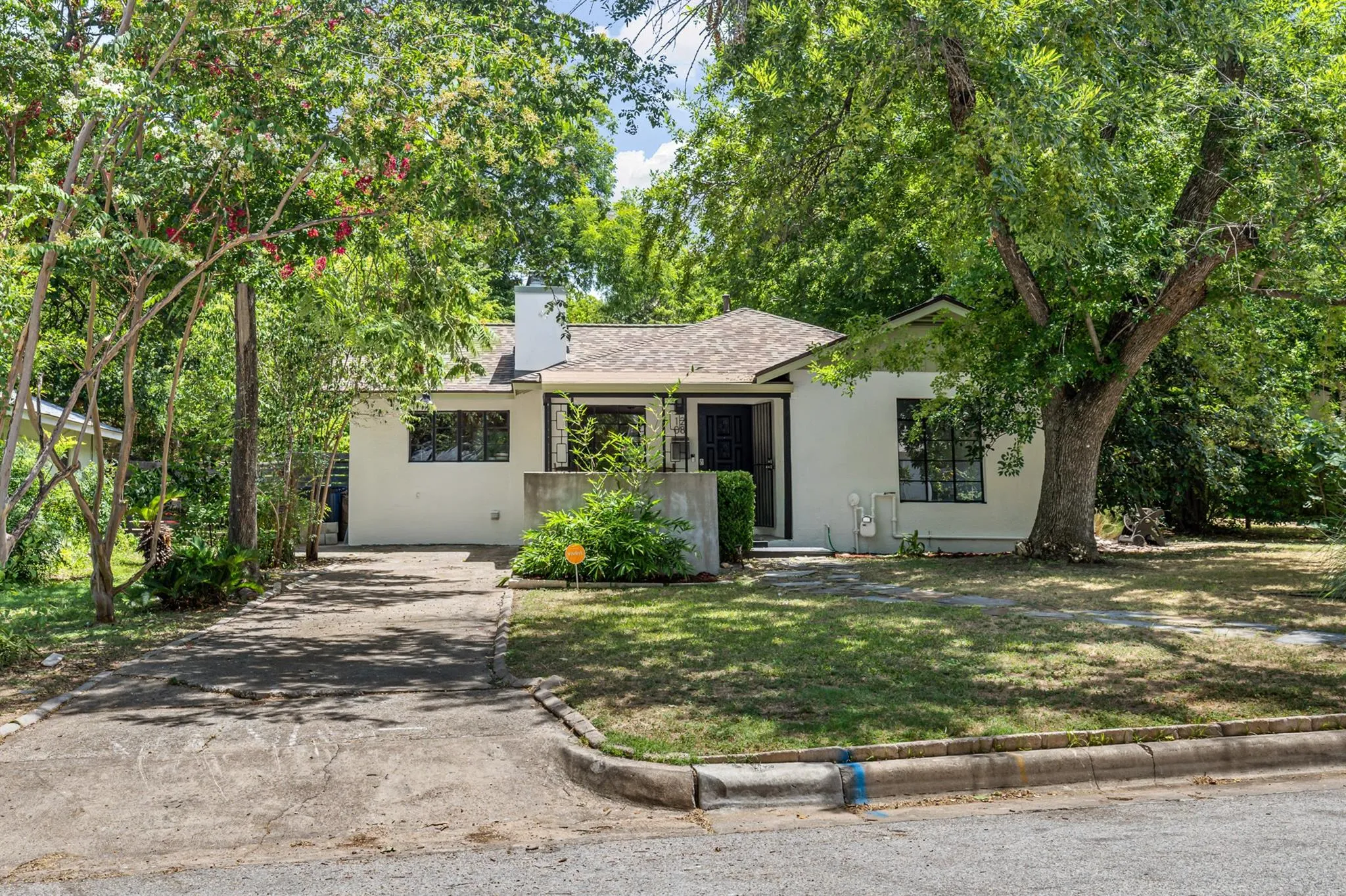 Photo of 1208 FAIRWOOD RD, Austin, 78722