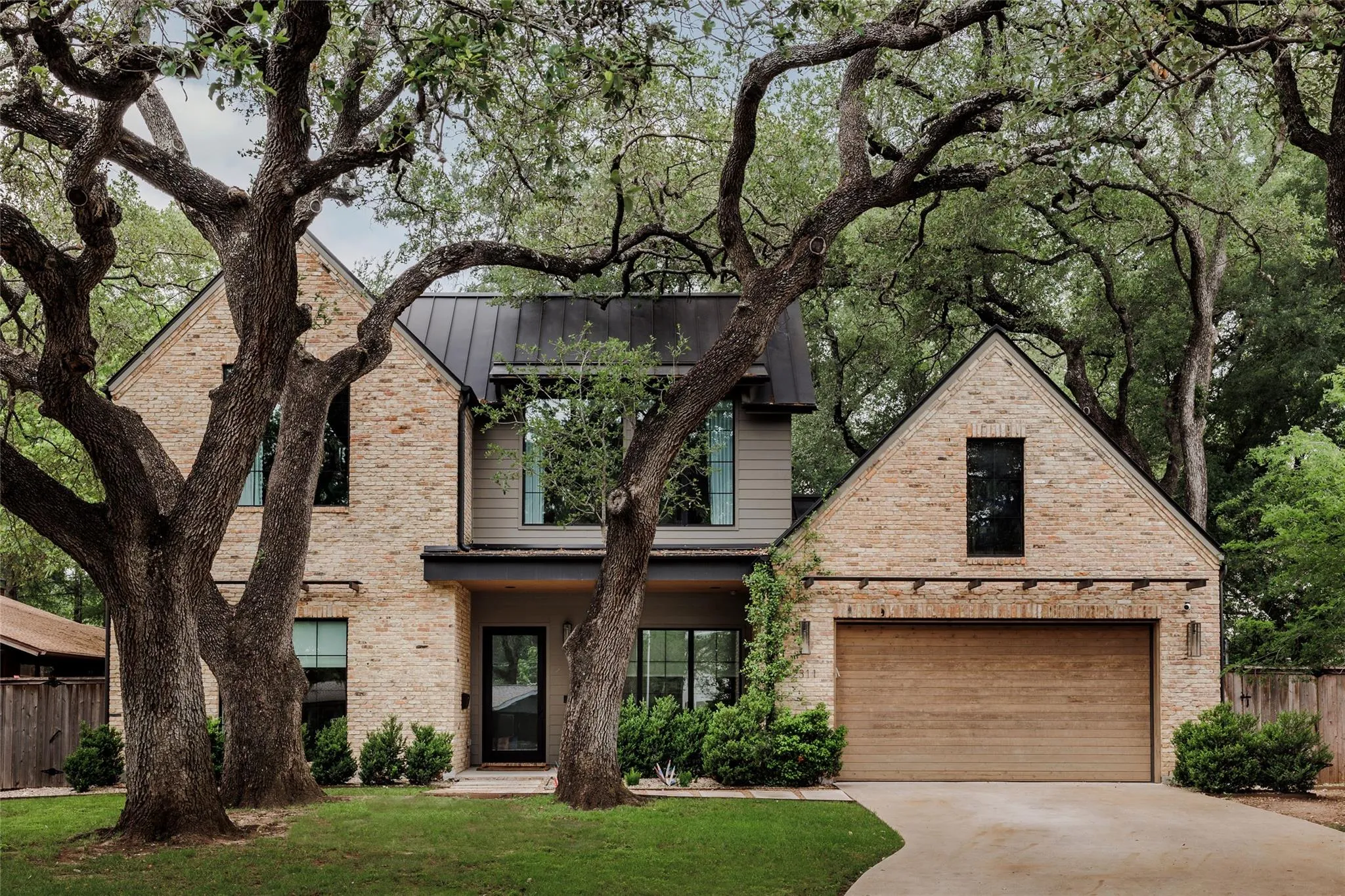 Photo of 2311 WESTOAK DR, Austin, 78704