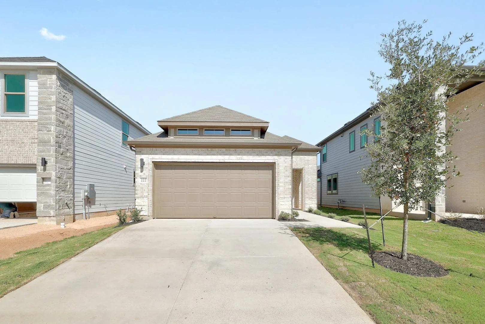 Photo of 222 HORNET ST, Elgin, TX, 78621